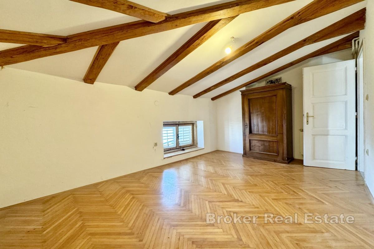 Apartmán pri mori a ďalšie štúdio blízko Lungomare