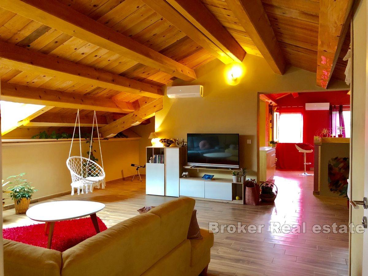 Okouzlující prázdninový dům s bazénem