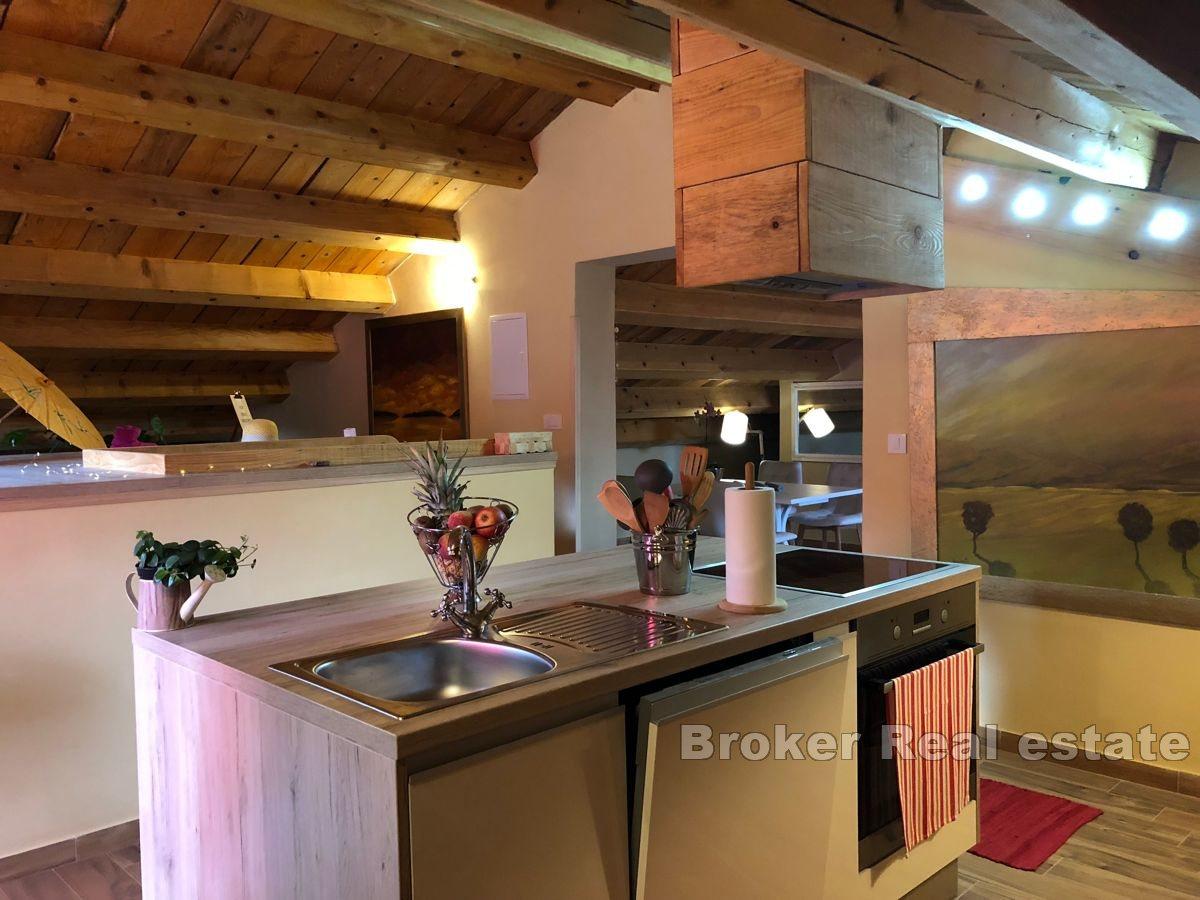 Okouzlující prázdninový dům s bazénem