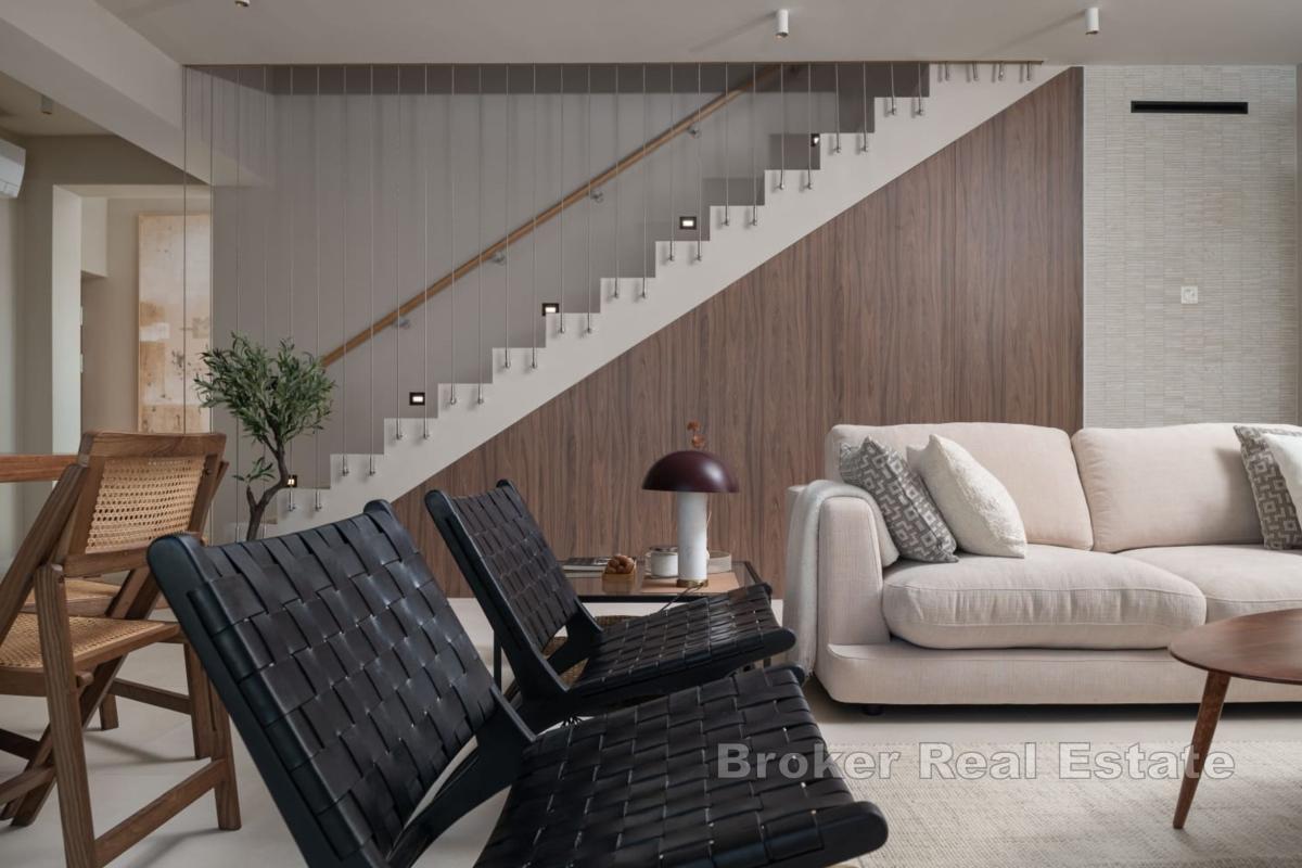 Luksusvilla i første rekke til sjøen