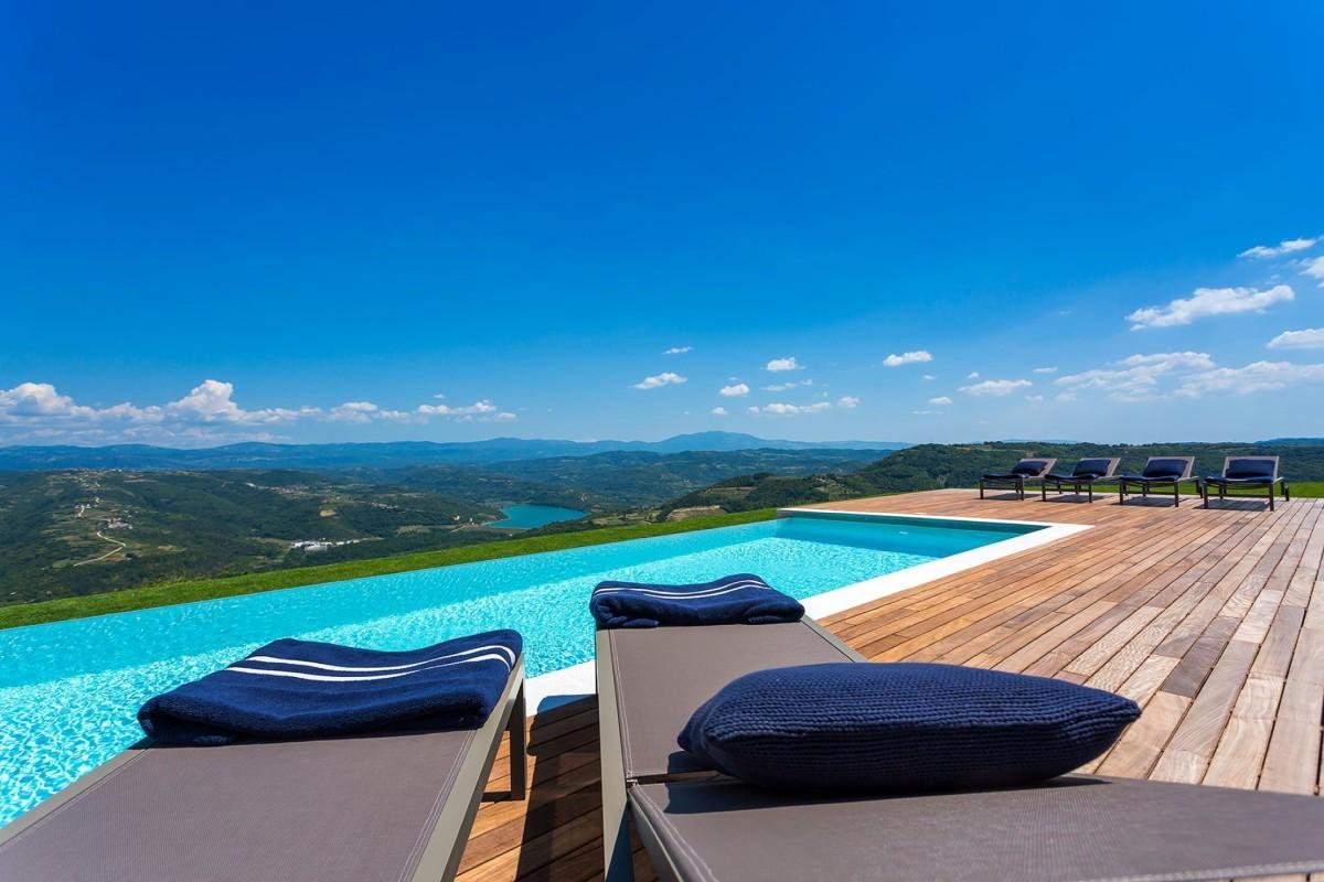 Villa di lusso con tenuta nel cuore dell'Istria