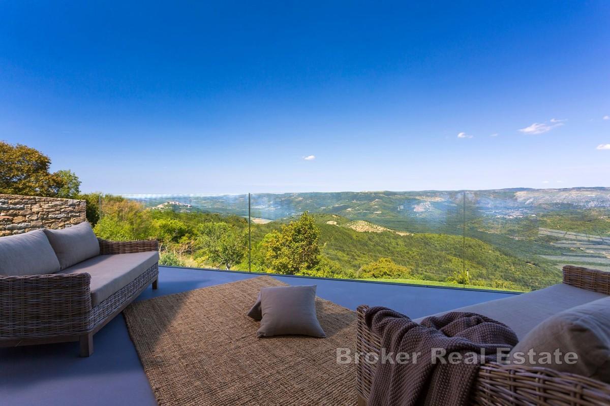 Luxusní vila s pozemkem v srdci Istrie