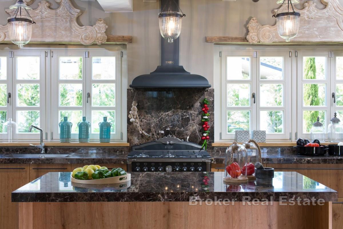 Moderní vila s bazénem v srdci Istrie