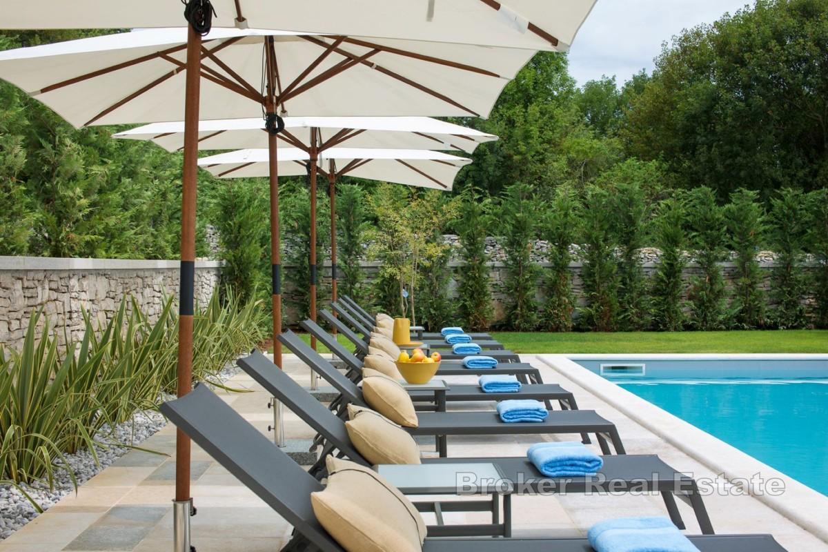 Modern villa med pool i Istriens inland