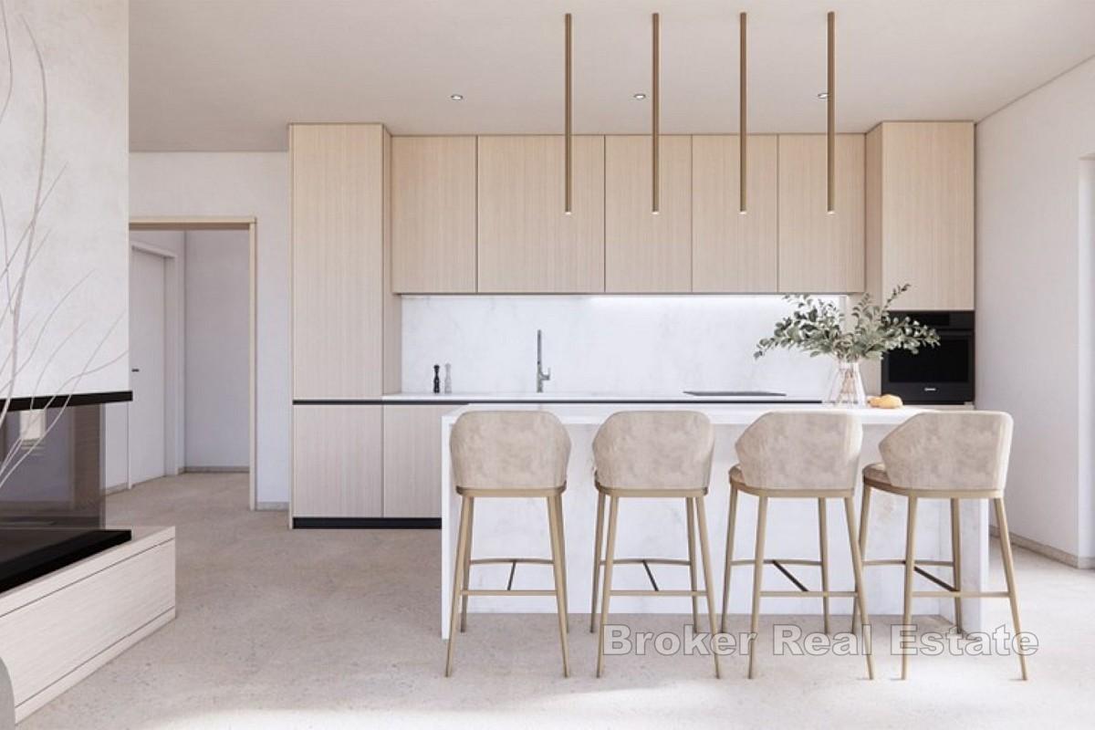 En villa med svømmebasseng i en attraktiv beliggenhet