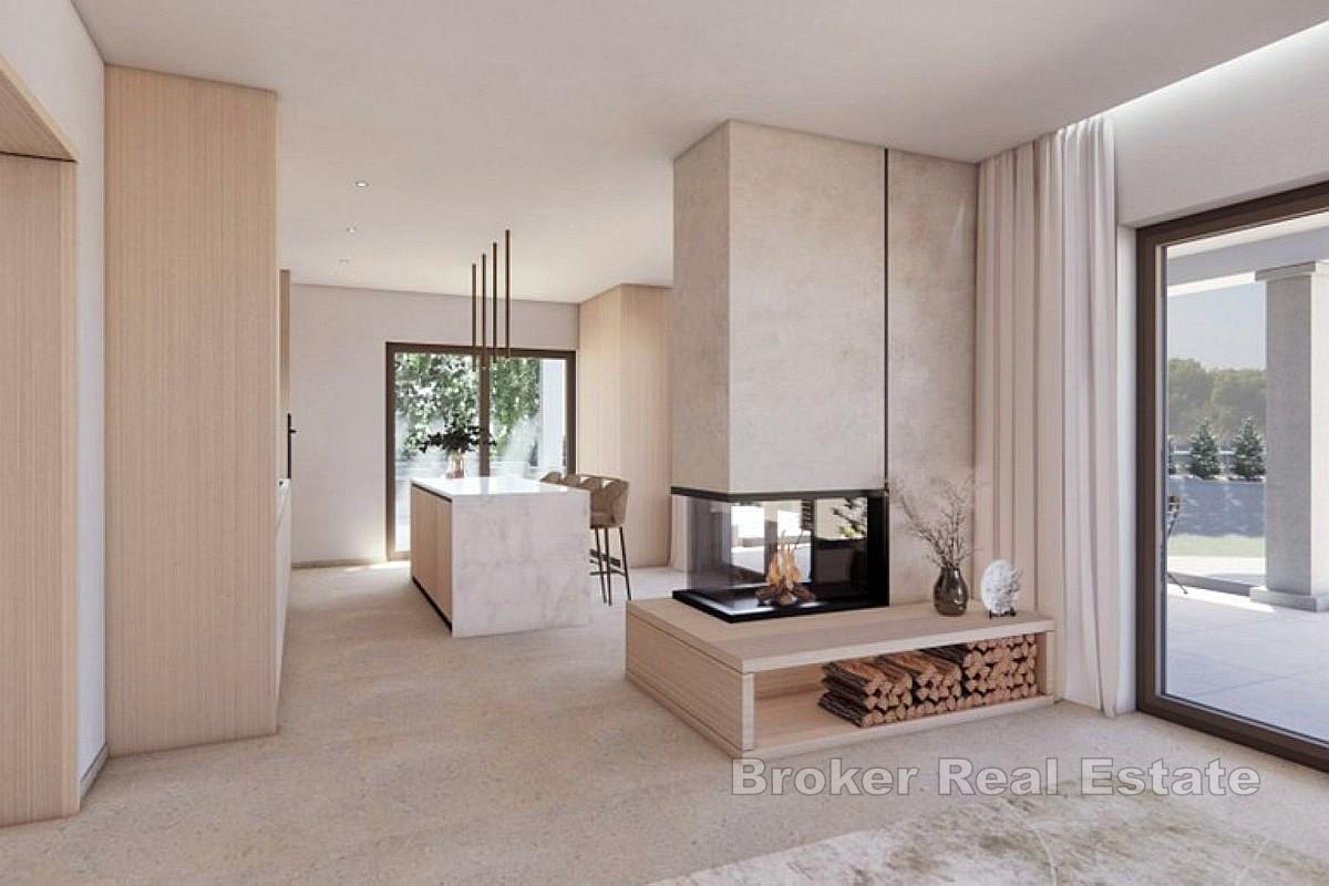 Una villa con piscina in una posizione incantevole