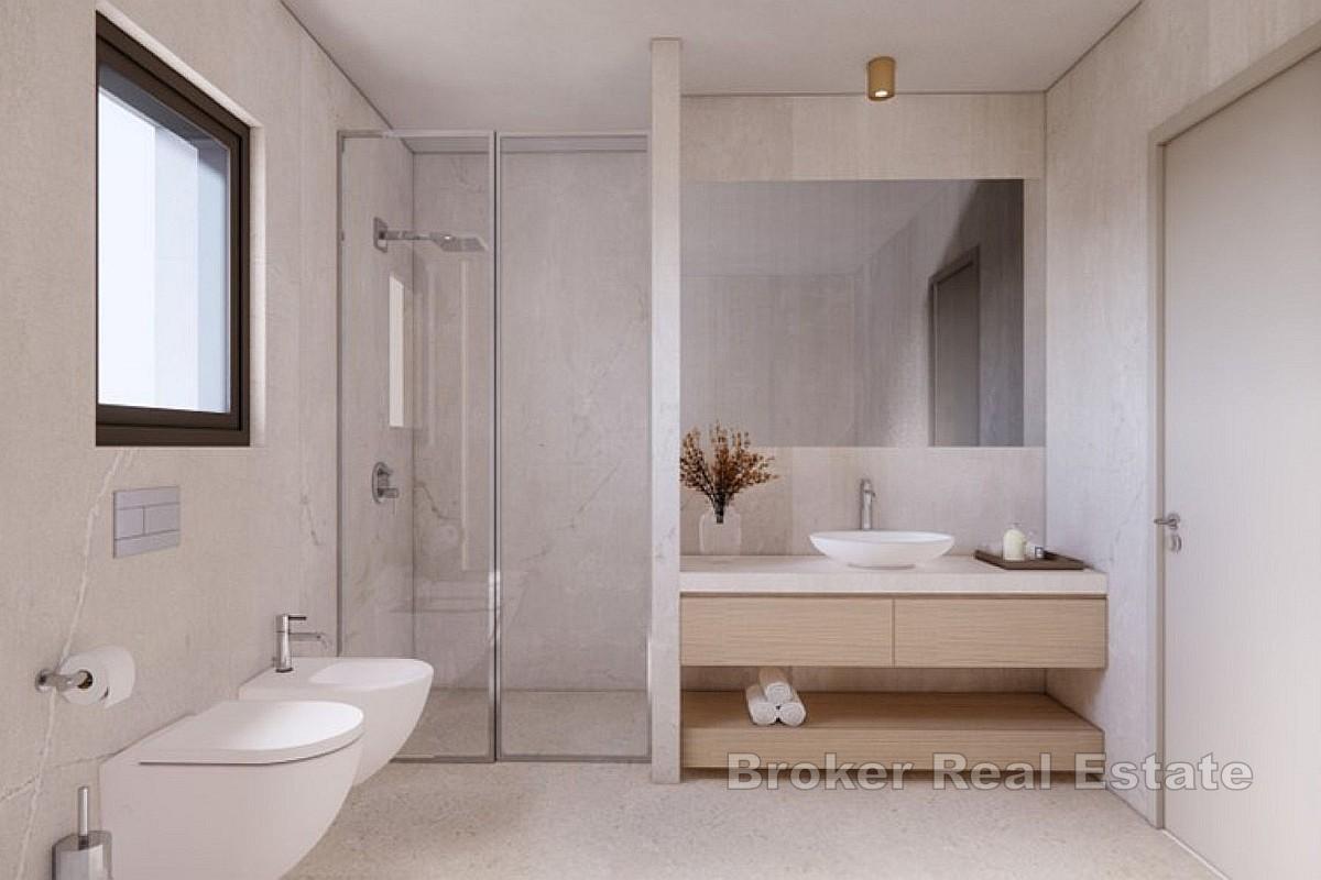 En villa med svømmebasseng i en attraktiv beliggenhet