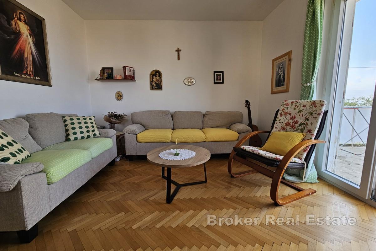 Haus mit Garten und Garage im Stadtzentrum