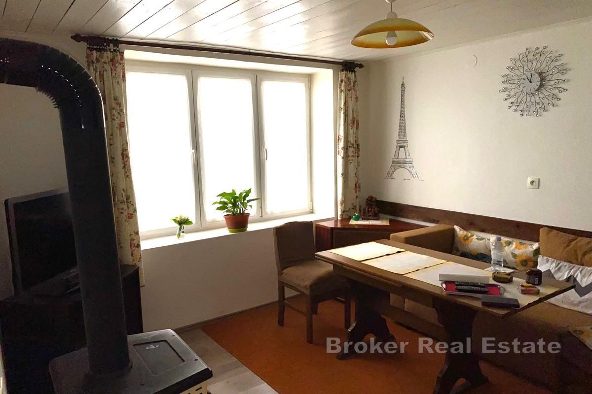 Дом в привлекательном месте