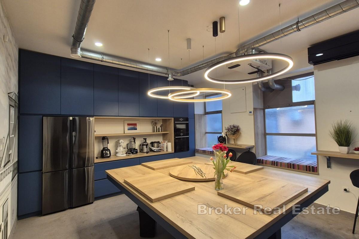 Современно оформленное коммерческое помещение