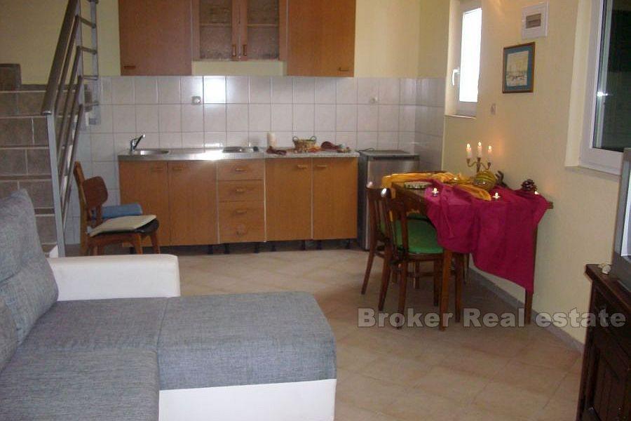 Solta - Attraktives Steinhaus mit Meerblick