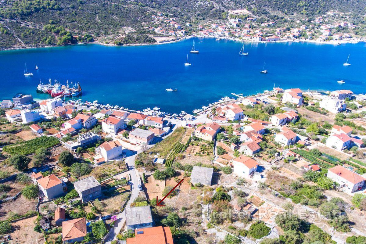 Dům se stavebním pozemkem ve výborné lokalitě