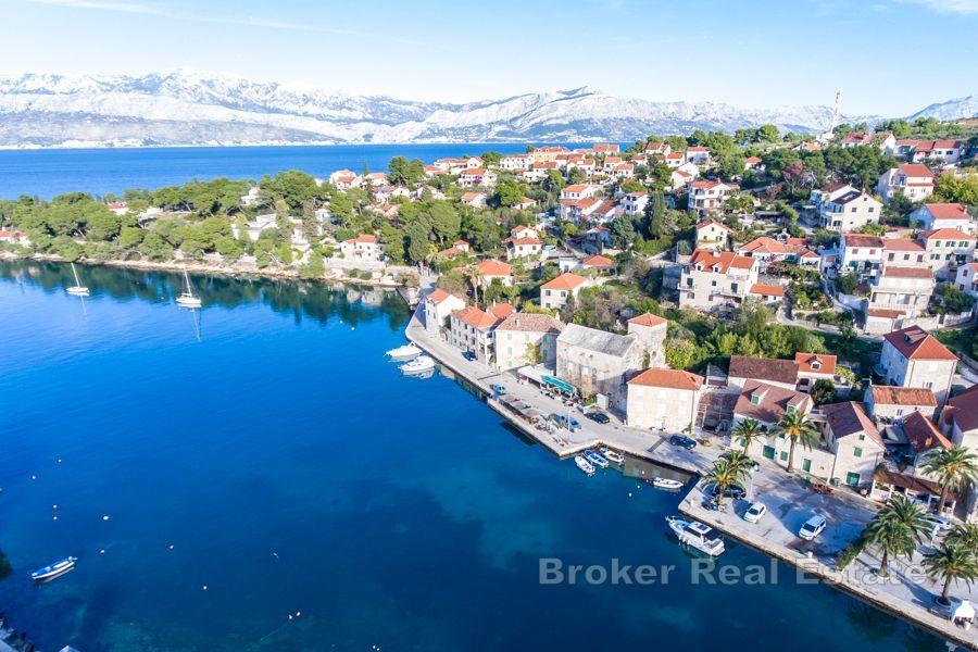 Øya Brac - Steineiendom i sentrum av byen