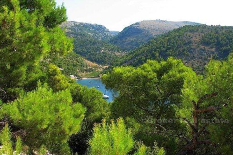 Casa con terreno - Isola di Brac