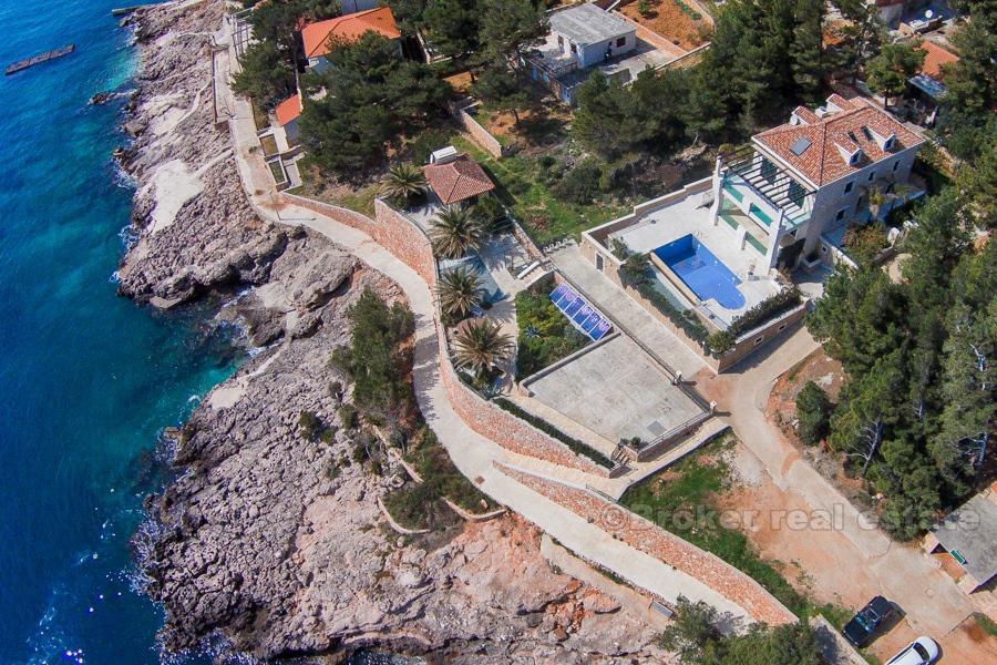 Wyspa Hvar - Ekskluzywna willa pierwszym rzędzie do morza na sprzedaż