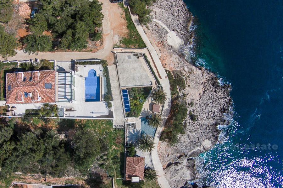 Wyspa Hvar - Ekskluzywna willa pierwszym rzędzie do morza na sprzedaż