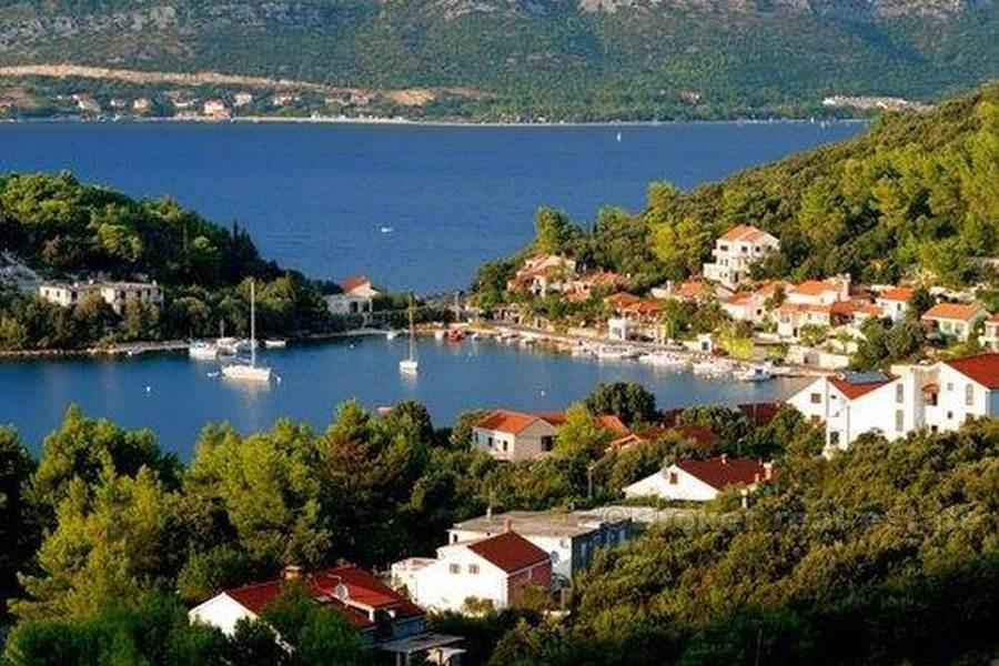 Off-plan de la terre - île de Korcula