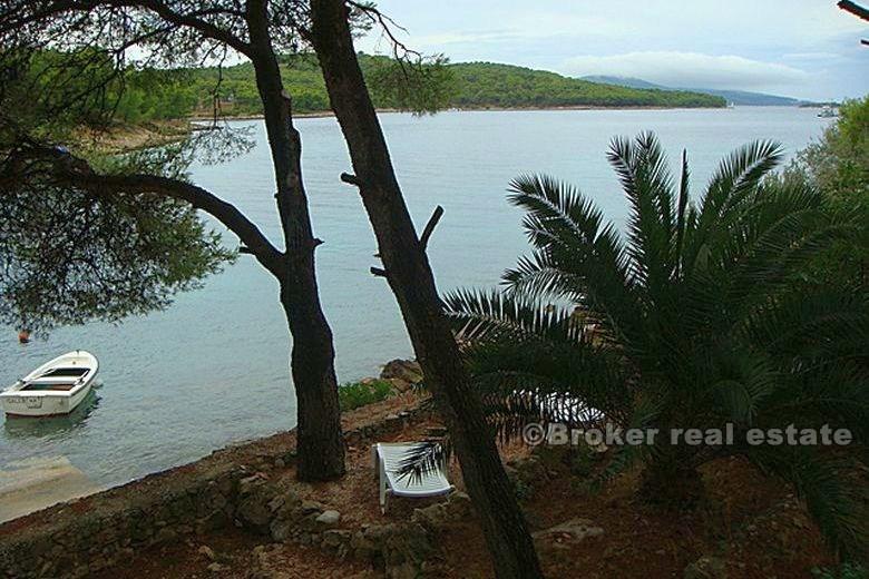 Dům první řadě u moře - ostrov Brač