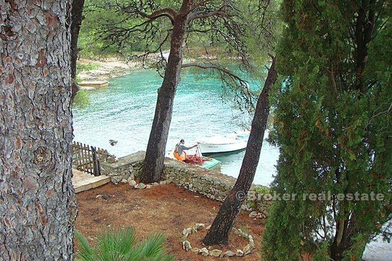 Dům první řadě u moře - ostrov Brač