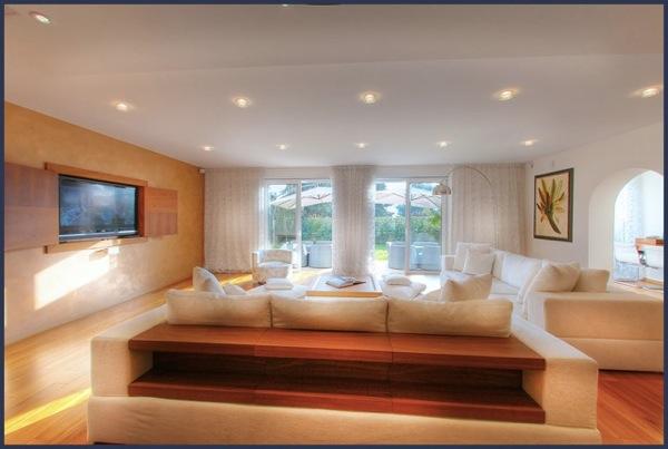 Vila s djelomičnim pogledom na more - Split