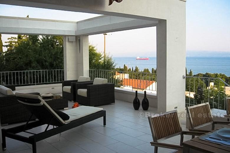 Moderne Villa mit offenem Blick aufs Meer - Split