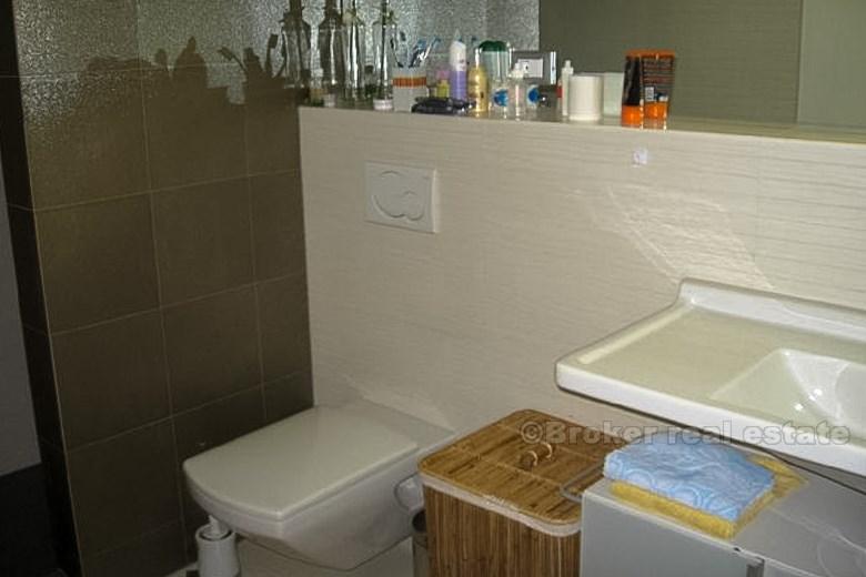 Современная вилла с видом на море ─ Сплит