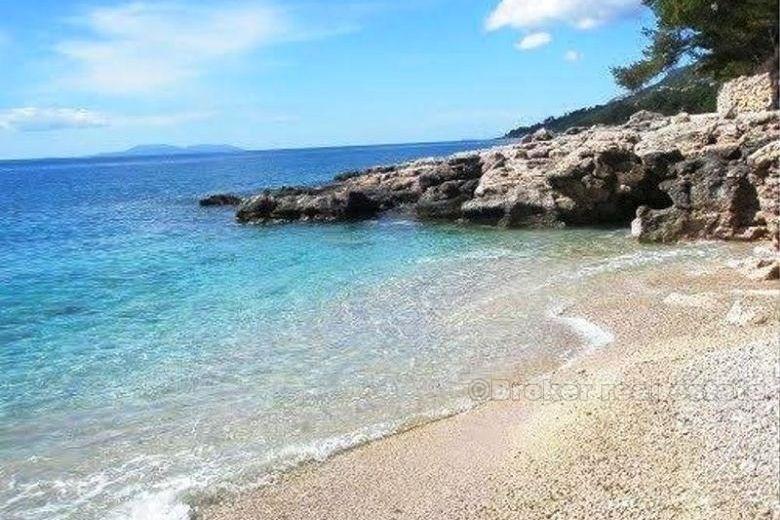 Wyspa Hvar - Dom pierwszym rzędzie do morza