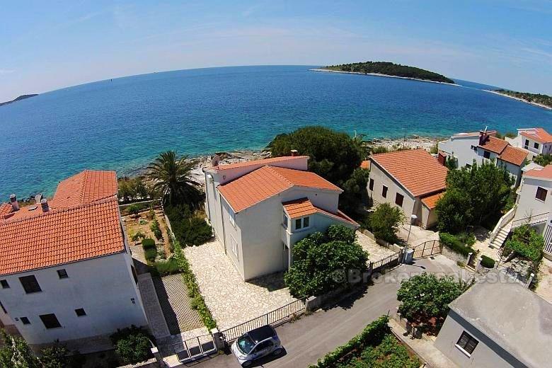 Fabuleuse maison sur la zone Rogoznica