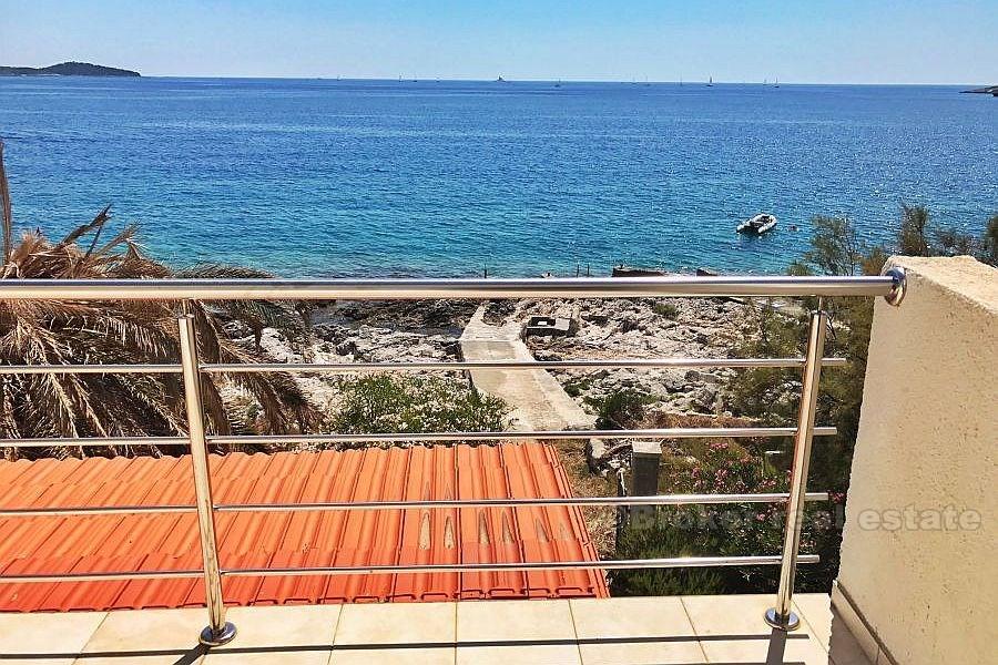 Fabulous dům Rogoznica oblasti