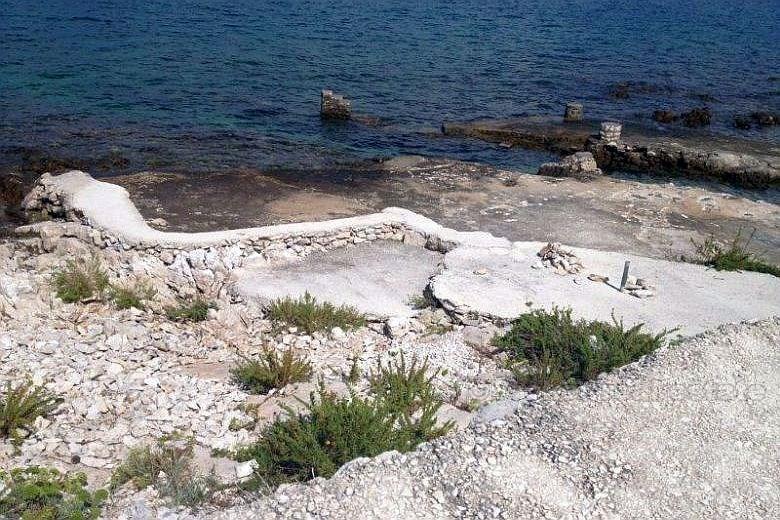 island of Brac, building plot with project