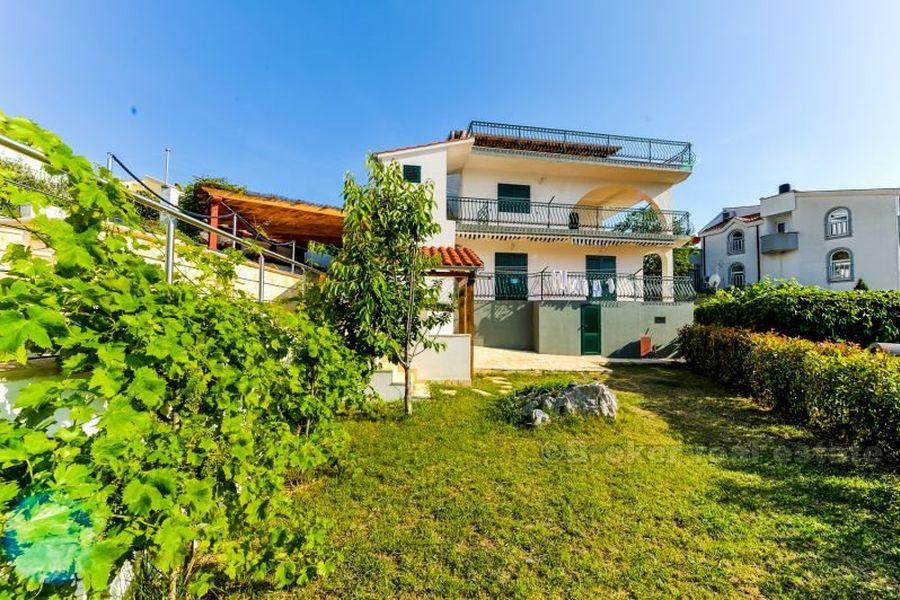 Primosten, maison avec piscine