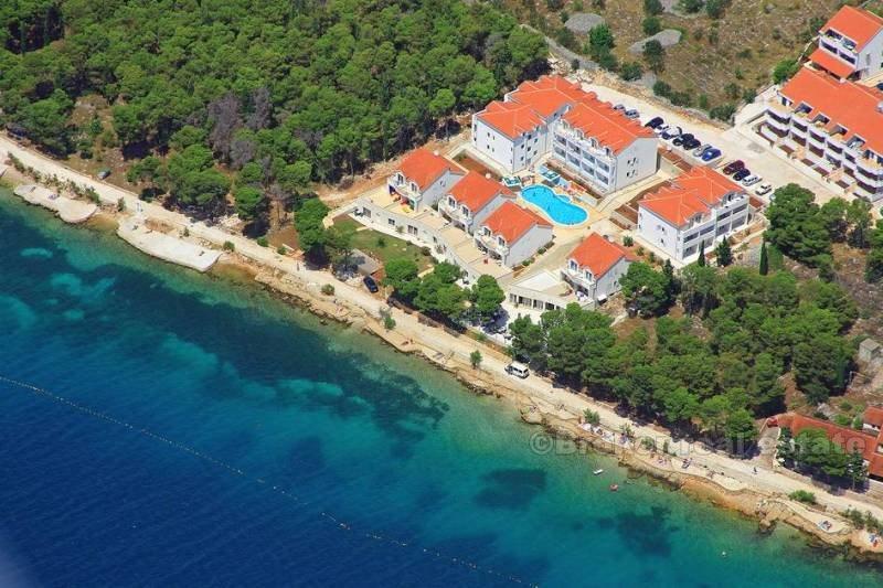 øya Brac, 2 leiligheter ved sjøen