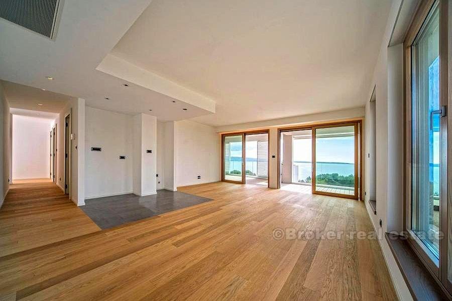 Split, appartement de deux chambres flambant neuf de luxe