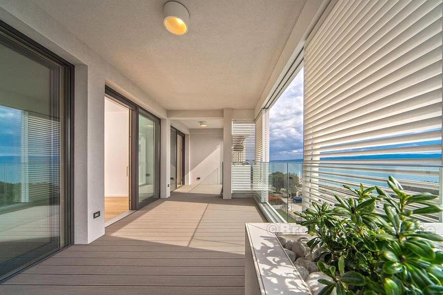 Split, appartement de deux chambres flambant neuf de luxe