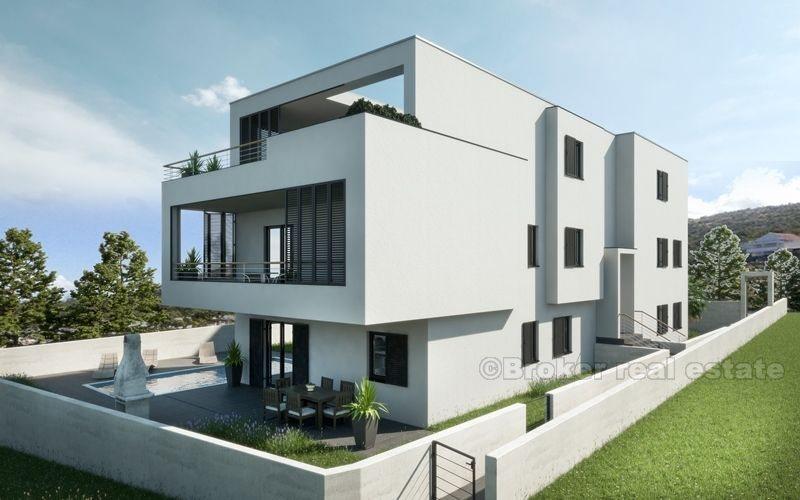 près de Zadar. immeuble d'appartements moderne