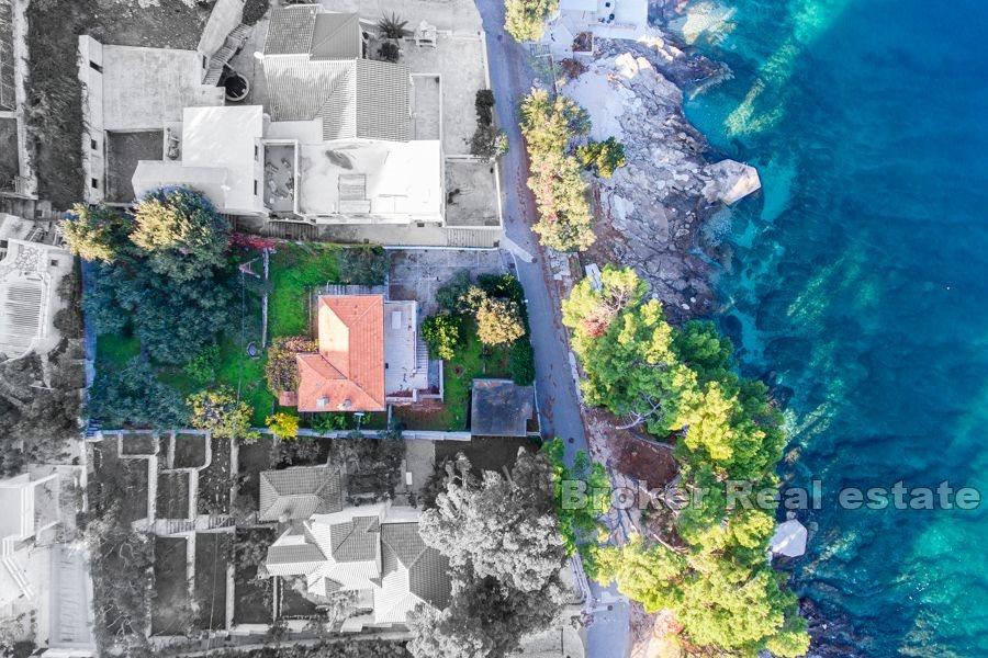 Wyspa Brac, wolnostojący dom na 2 piętrach, nad morzem