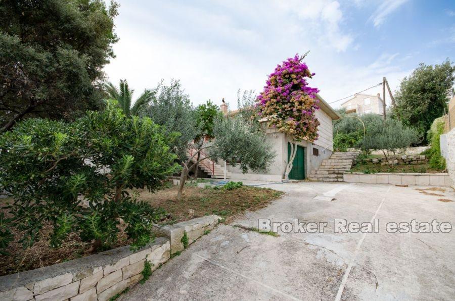 Wyspa Brac, wolnostojący dom na 2 piętrach, nad morzem