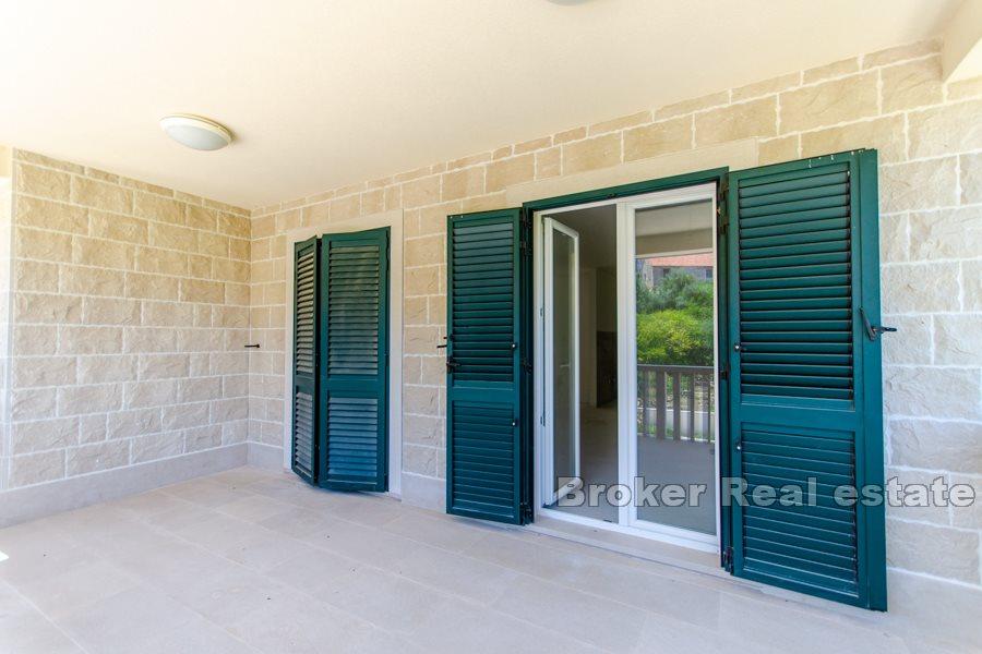 Insel Brac, Mehrfamilienhaus mit Meerblick