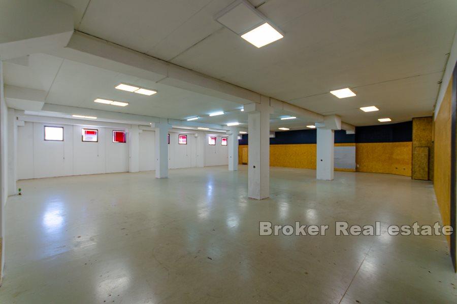 Split - Business space for various purposes