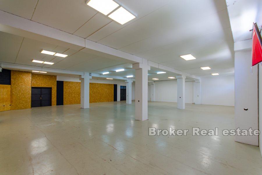 Split - Business space for various purposes