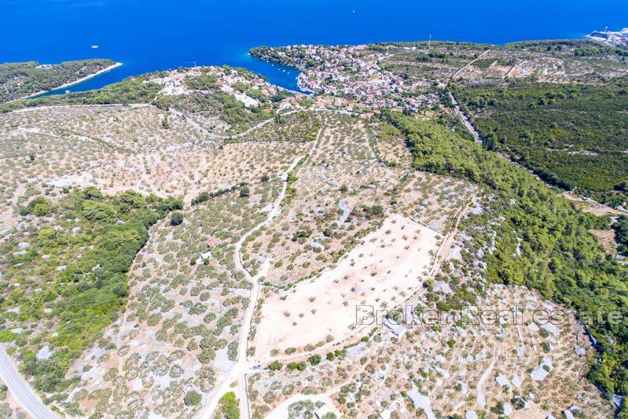 Isola di Brac - Terreno con vista mare e costa