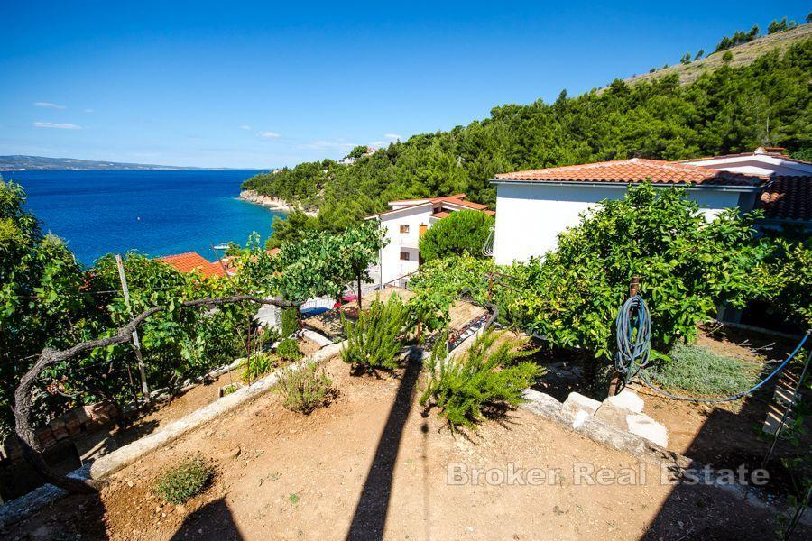 Lägenhetshus med öppen havsutsikt