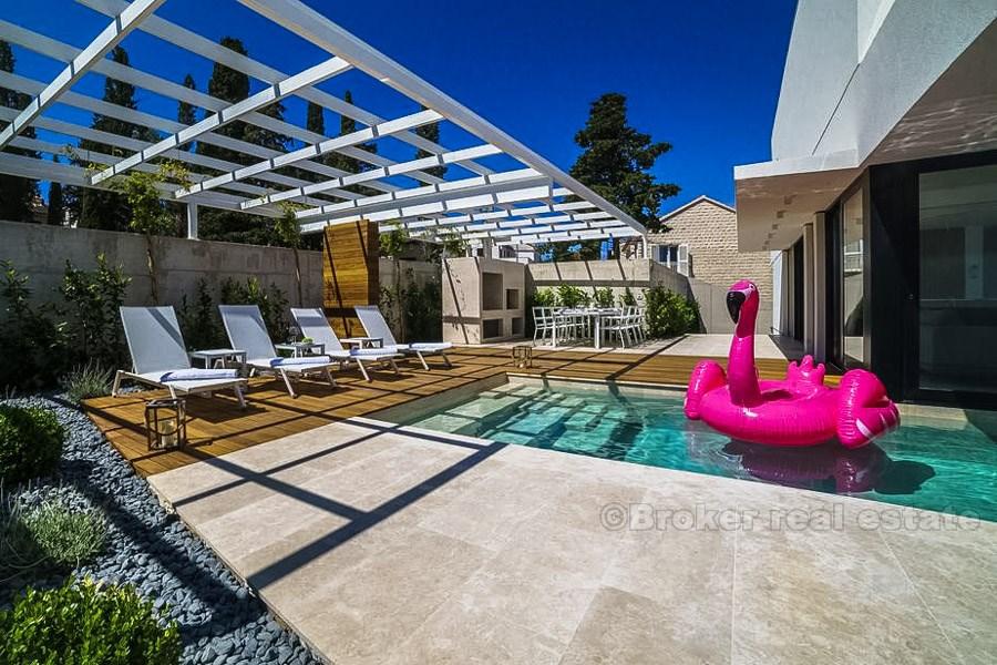 ostrov Brač. luxusná vila