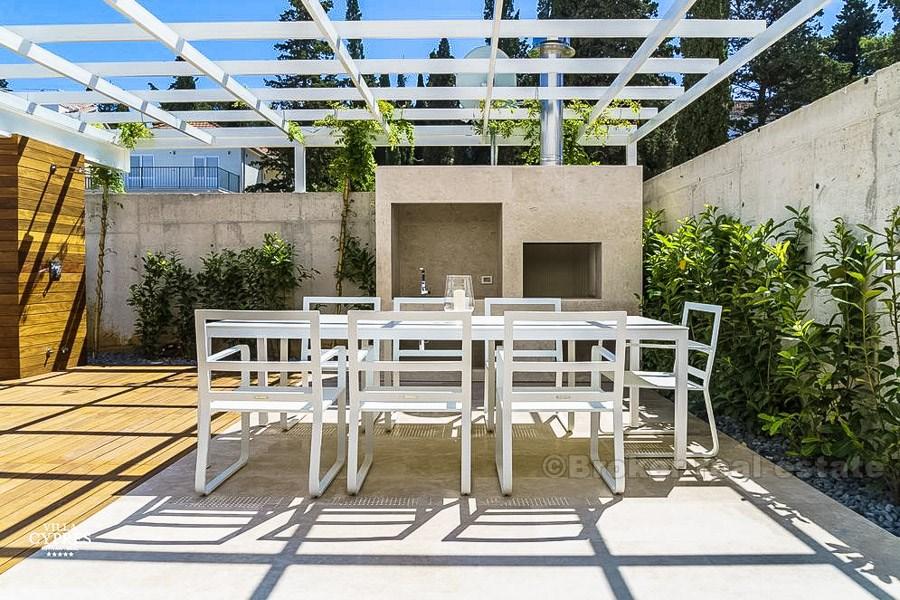 otok Brač. Luksuzna vila u izgradnji