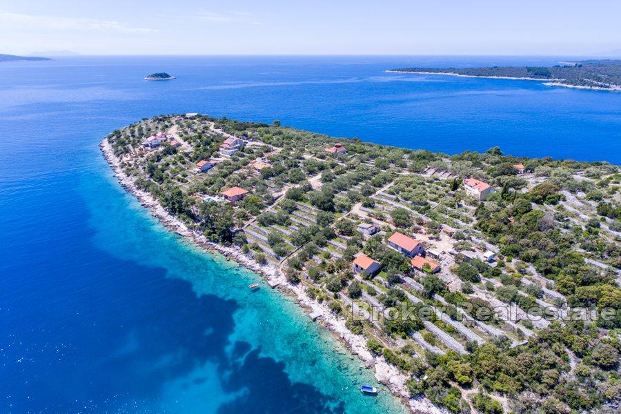 Ön Korcula - Byggmark, första raden mot havet