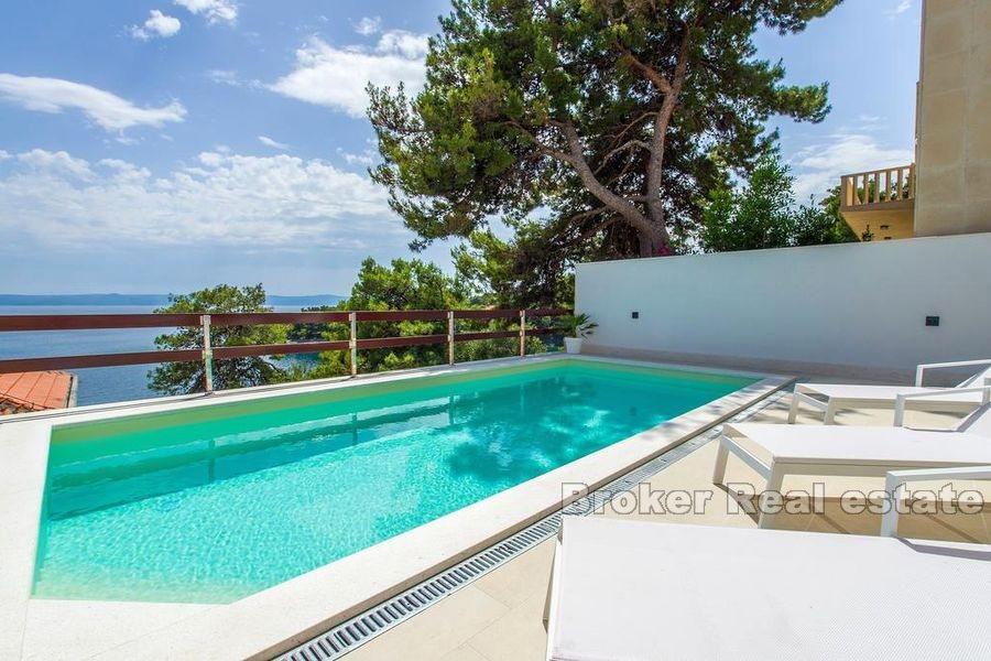 Island of Brac, charming and beautiful house by the sea