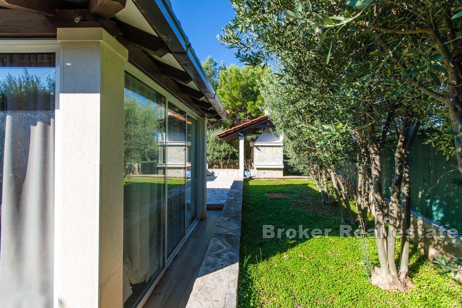 Остров Брач - Очаровательный дом у моря