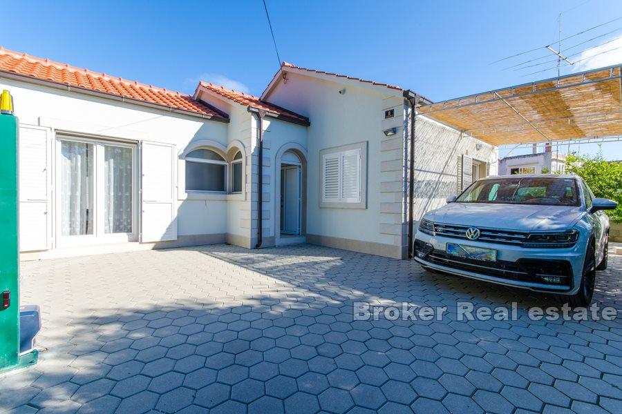 Остров Брач - Очаровательный дом у моря