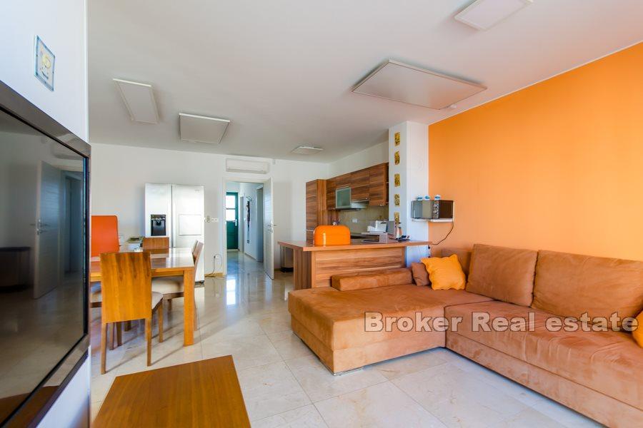 Ostrov Brač - Komfortní apartmán s jednou ložnicí