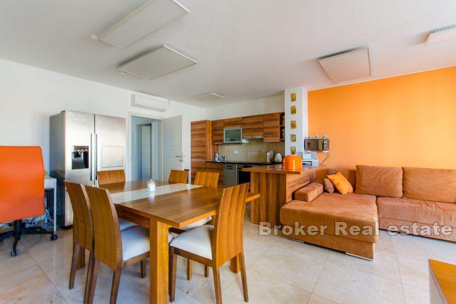 Ostrov Brač - Komfortní apartmán s jednou ložnicí